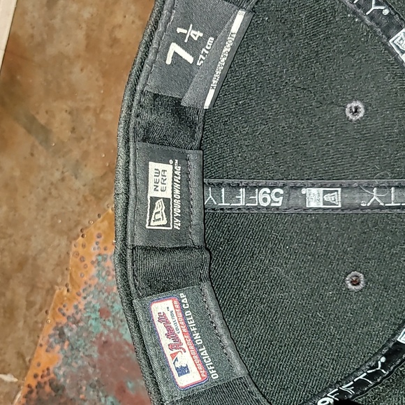 Vintage. Made in USA. New Era. San Francisco Giants. MLBPA. Fitted. 7 1/4 - Picture 9 of 10